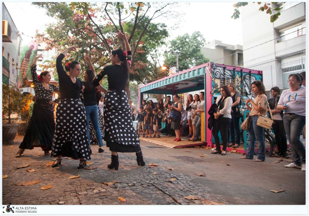 Flash-mob de dança flamenca. (Foto de Marta Alencar)