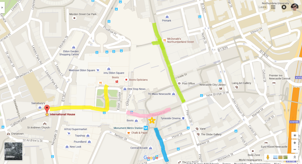 Siga a linha amarela para ir da escola até um dos shoppings. Passando por dentro dele, vc chegará até a rua onde estão a K&M e a Primark (linha verde). Também é possível passar pelo lado externo, é claro! A linha rosa indica o trecho onde está a Fenwick e o Jamie's.
