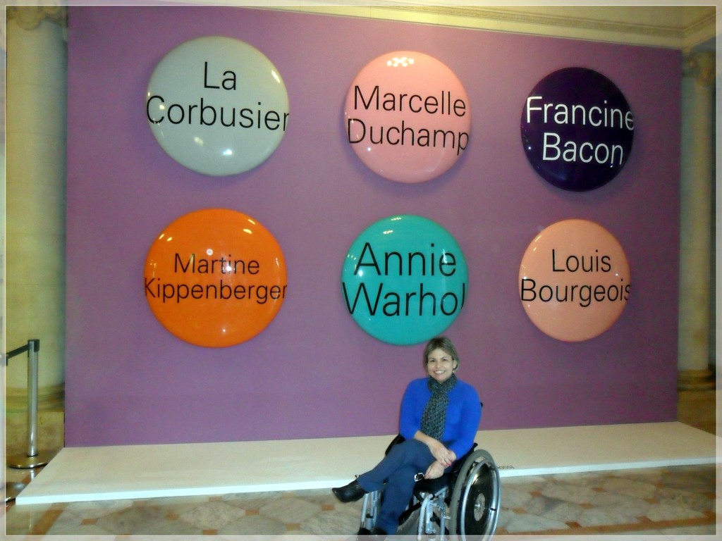 A artista Agnès Thurnauer fez combinações inusitadas com nomes de grandes personalidades. A obra faz parte do recorte curatorial "Questionando gêneros", em 2013.