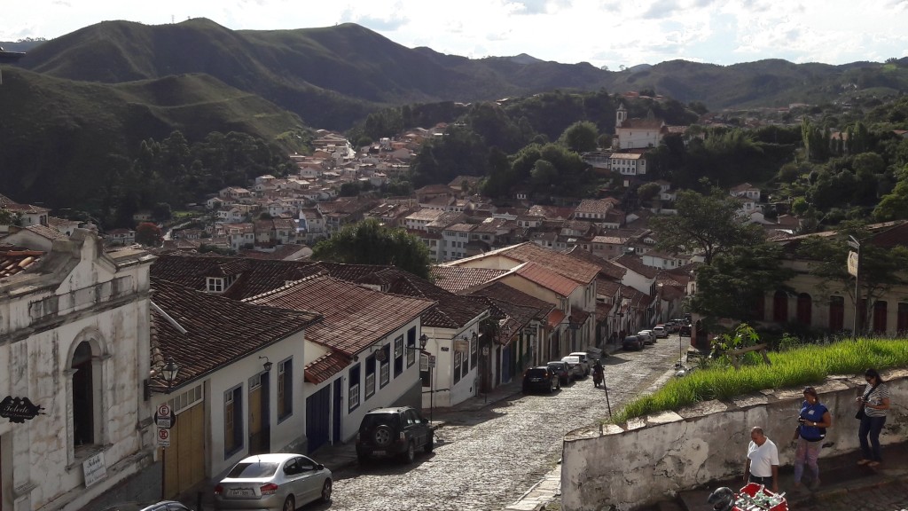 Foto de Ouro Preto tirada do alto da Escola de Minas.